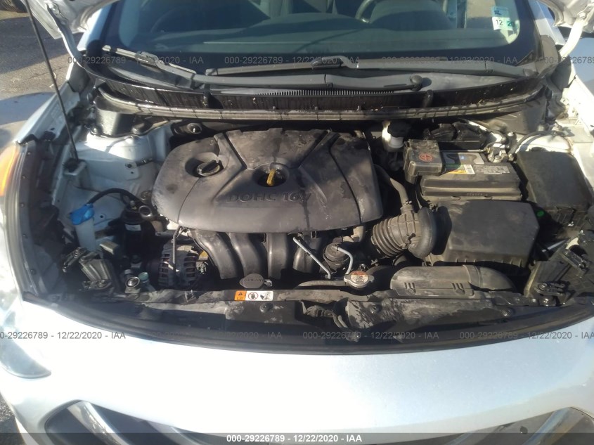 HYUNDAI ELANTRA GT KMHD35LE4DU106118