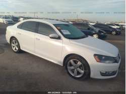 VOLKSWAGEN PASSAT 1VWAS7A3XFC109179