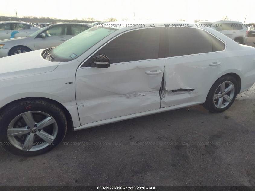 VOLKSWAGEN PASSAT 1VWAS7A3XFC109179