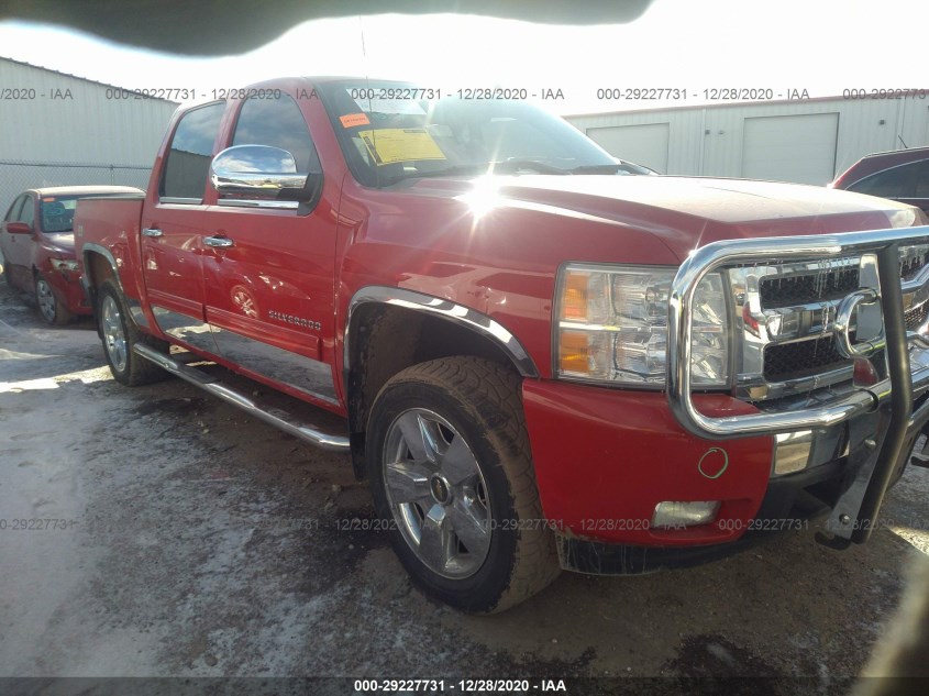 CHEVROLET SILVERADO 1500 3GCPKSE30BG203587