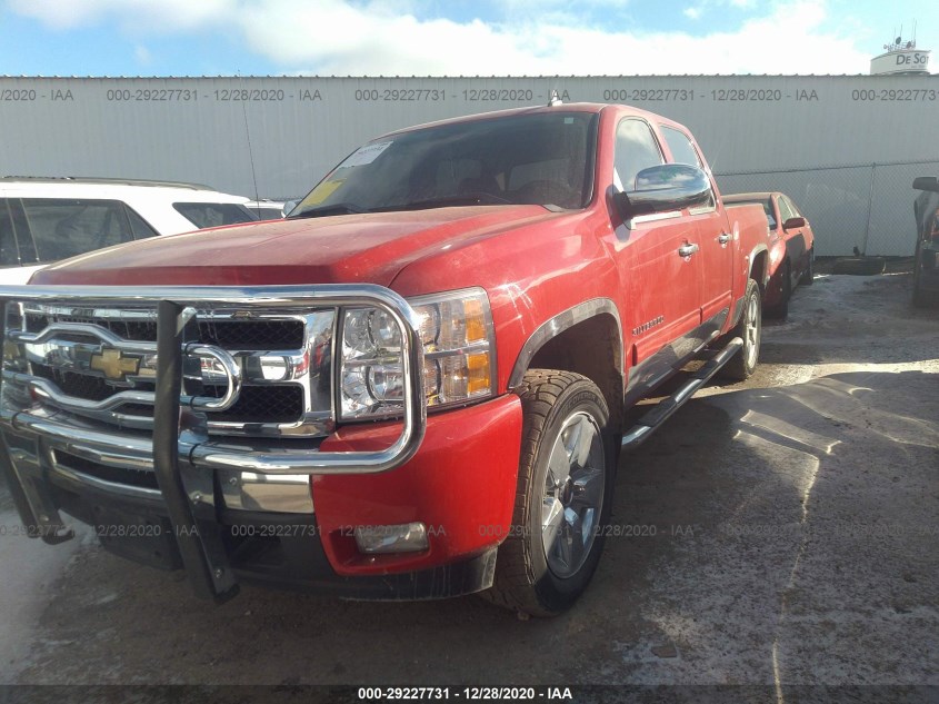 CHEVROLET SILVERADO 1500 3GCPKSE30BG203587