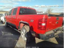 CHEVROLET SILVERADO 1500 3GCPKSE30BG203587