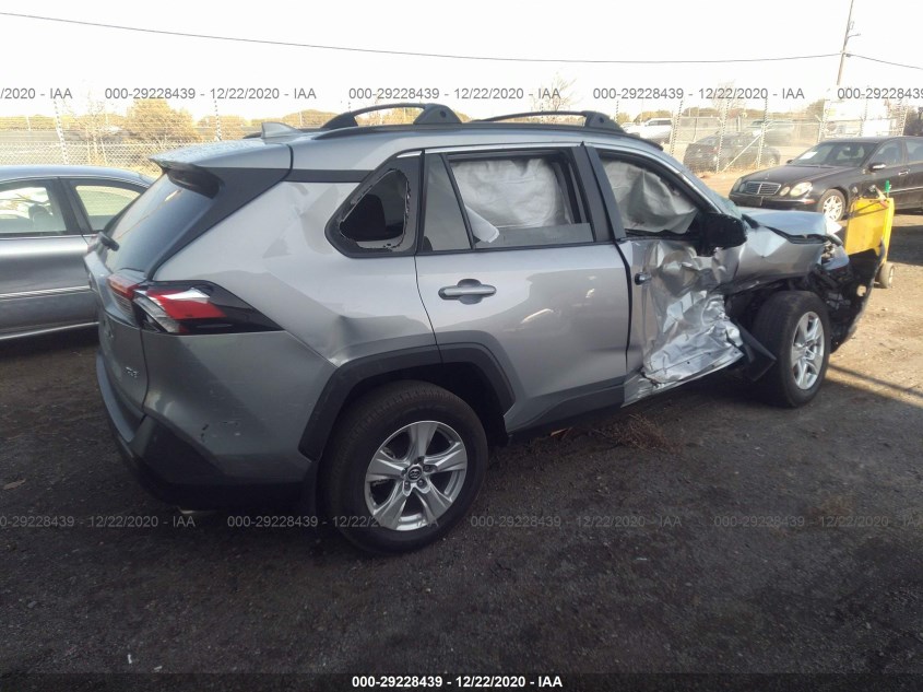 TOYOTA RAV4 2T3W1RFV5KW020211