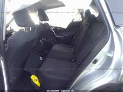 TOYOTA RAV4 2T3W1RFV5KW020211