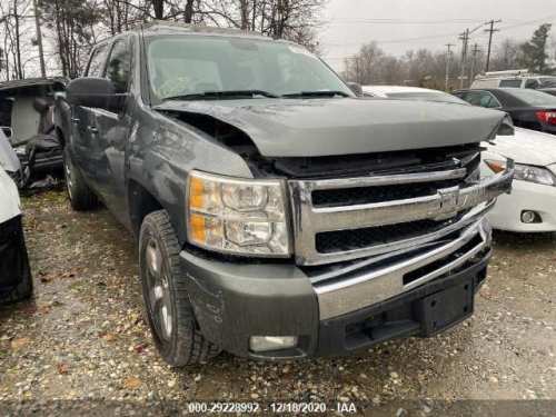 CHEVROLET SILVERADO 1500 3GCPCSE02BG100741