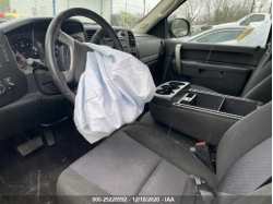 CHEVROLET SILVERADO 1500 3GCPCSE02BG100741