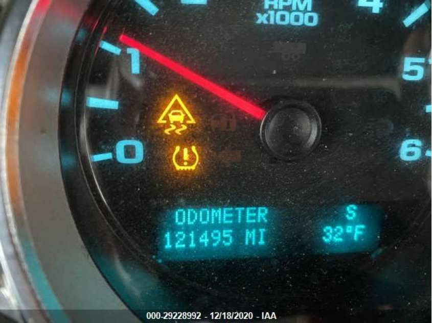 CHEVROLET SILVERADO 1500 3GCPCSE02BG100741
