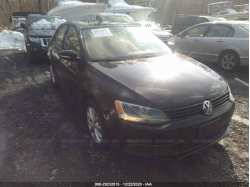 VOLKSWAGEN JETTA SEDAN 3VWDP7AJ1CM300691