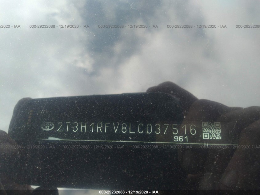 TOYOTA RAV4 2T3H1RFV8LC037516