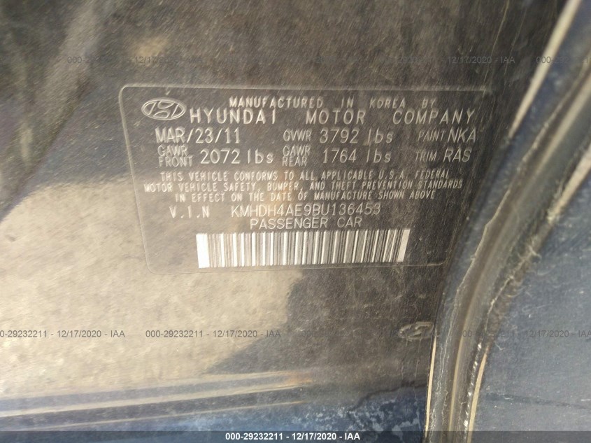 HYUNDAI ELANTRA KMHDH4AE9BU136453