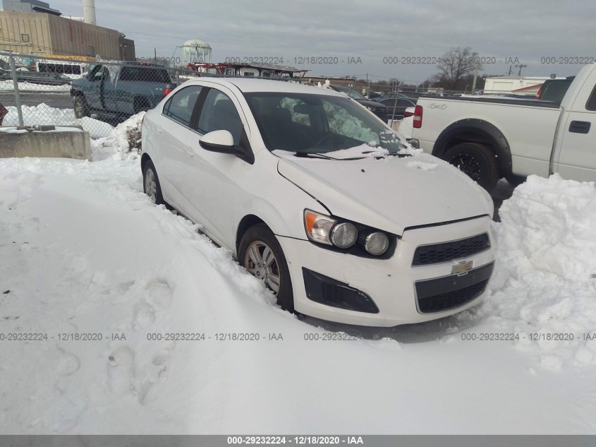 CHEVROLET SONIC 1G1JC5SG0D4214433