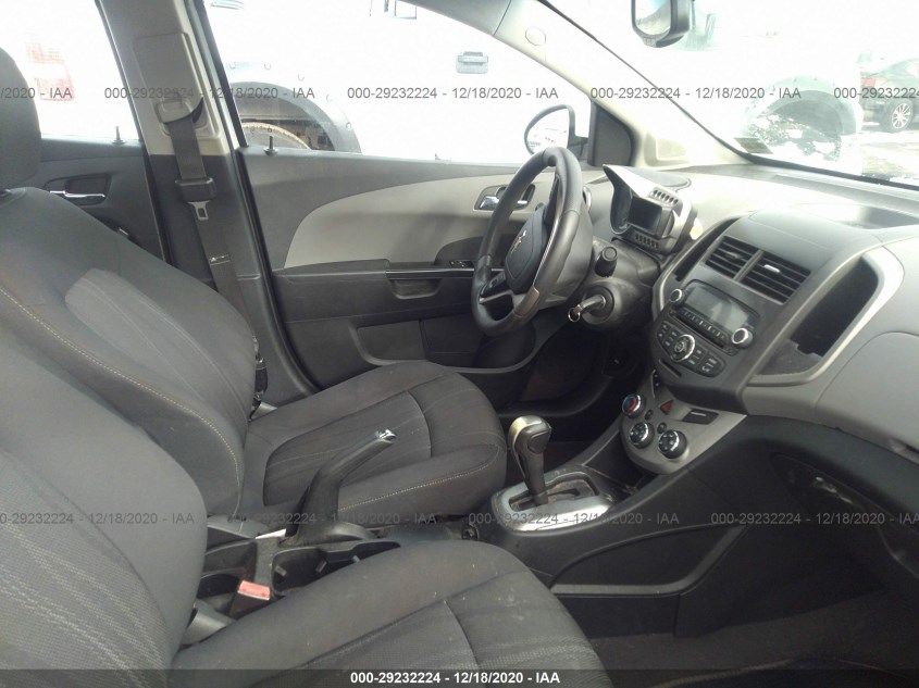 CHEVROLET SONIC 1G1JC5SG0D4214433