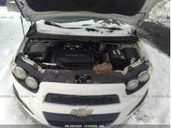 CHEVROLET SONIC 1G1JC5SG0D4214433