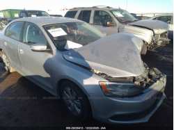 VOLKSWAGEN JETTA SEDAN 3VWDZ7AJ2BM345034