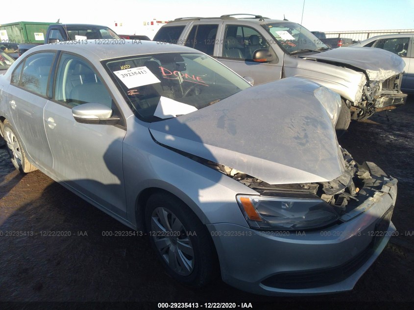 VOLKSWAGEN JETTA SEDAN 3VWDZ7AJ2BM345034