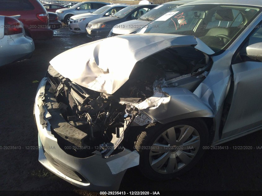 VOLKSWAGEN JETTA SEDAN 3VWDZ7AJ2BM345034