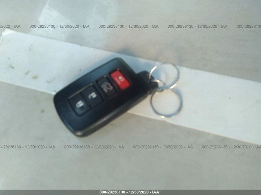 TOYOTA RAV4 JTMWFREV8JD130426