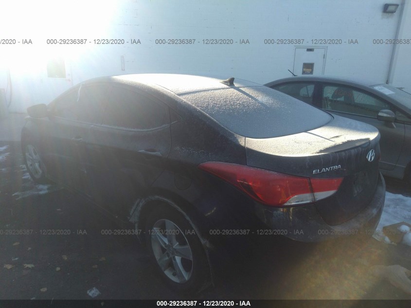 HYUNDAI ELANTRA 5NPDH4AE5DH245896