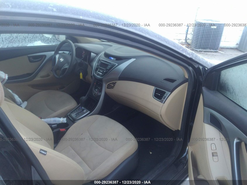 HYUNDAI ELANTRA 5NPDH4AE5DH245896