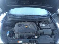 HYUNDAI ELANTRA 5NPDH4AE5DH245896
