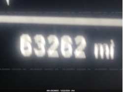 CHEVROLET MALIBU 1G1ZD5ST5JF233699