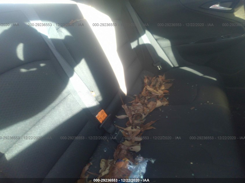 CHEVROLET MALIBU 1G1ZD5ST5JF233699