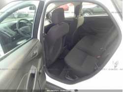 FORD FOCUS 1FADP3E23FL281264