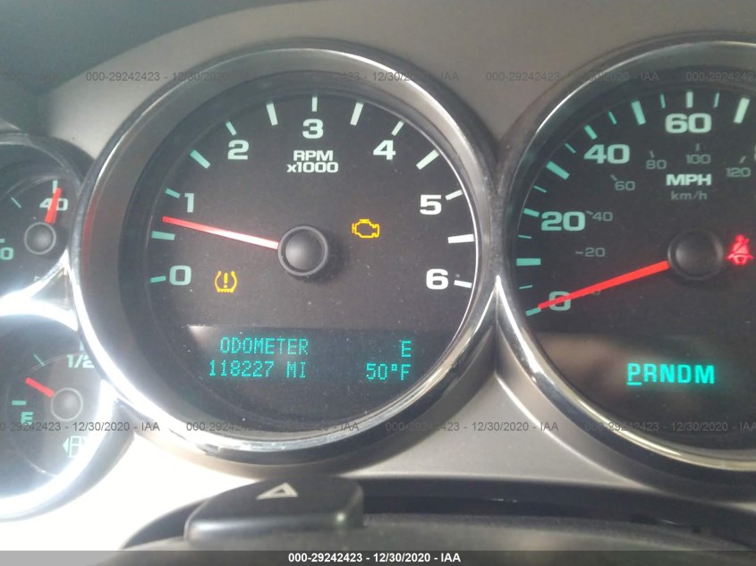 CHEVROLET SILVERADO 1500 1GCSKSE32AZ181004