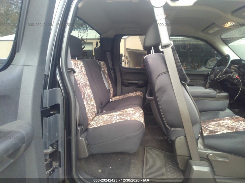 CHEVROLET SILVERADO 1500 1GCSKSE32AZ181004
