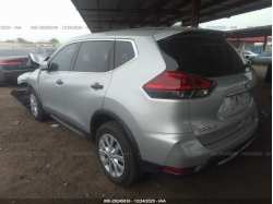 NISSAN ROGUE KNMAT2MV8HP559697