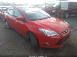 FORD FOCUS 1FAHP3F27CL247629