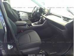 TOYOTA RAV4 JTMP1RFV6KD037827