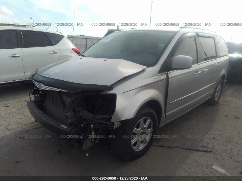 CHRYSLER TOWN & COUNTRY 2A4RR5D17AR432745