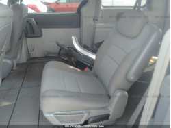 CHRYSLER TOWN & COUNTRY 2A4RR5D17AR432745