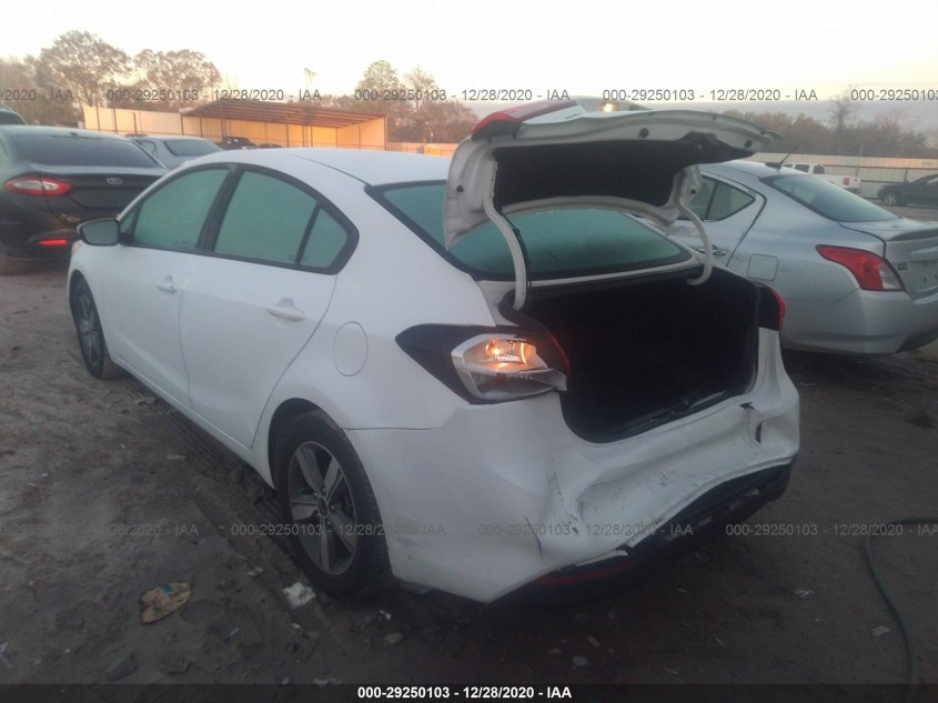 KIA FORTE 3KPFL4A77JE193308