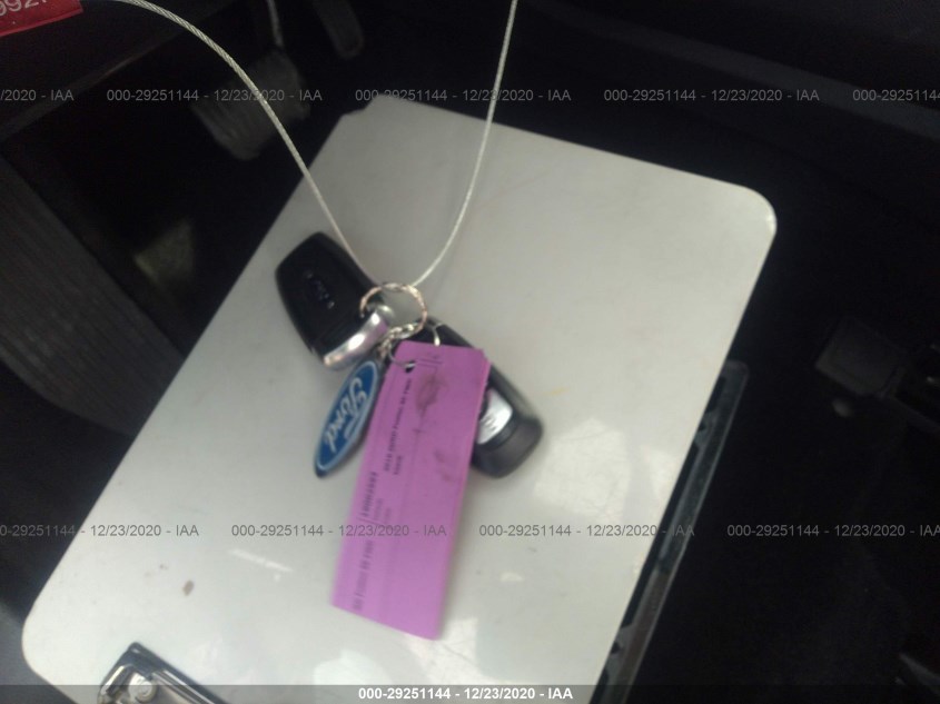 FORD FUSION 3FA6P0HDXJR186070