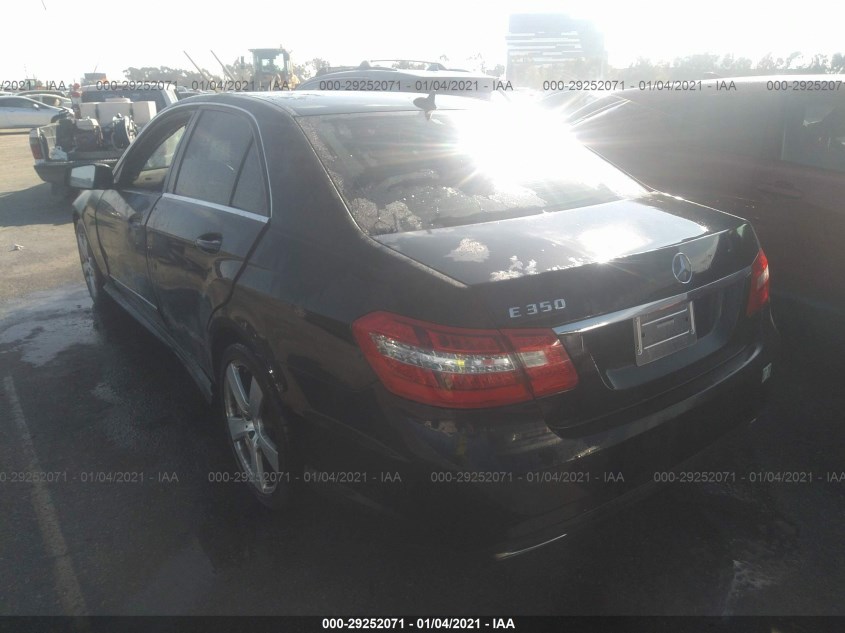 MERCEDES-BENZ E-CLASS WDDHF5GB3AA024686
