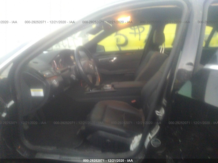 MERCEDES-BENZ E-CLASS WDDHF5GB3AA024686
