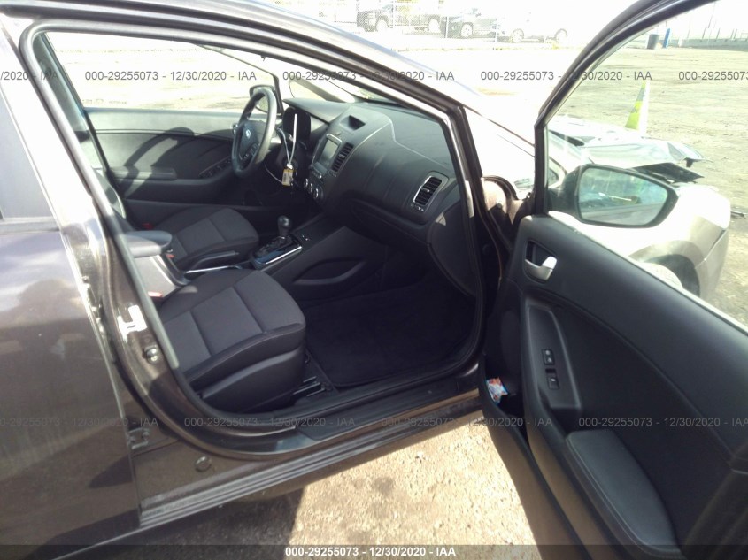 KIA FORTE 3KPFL4A75JE170884