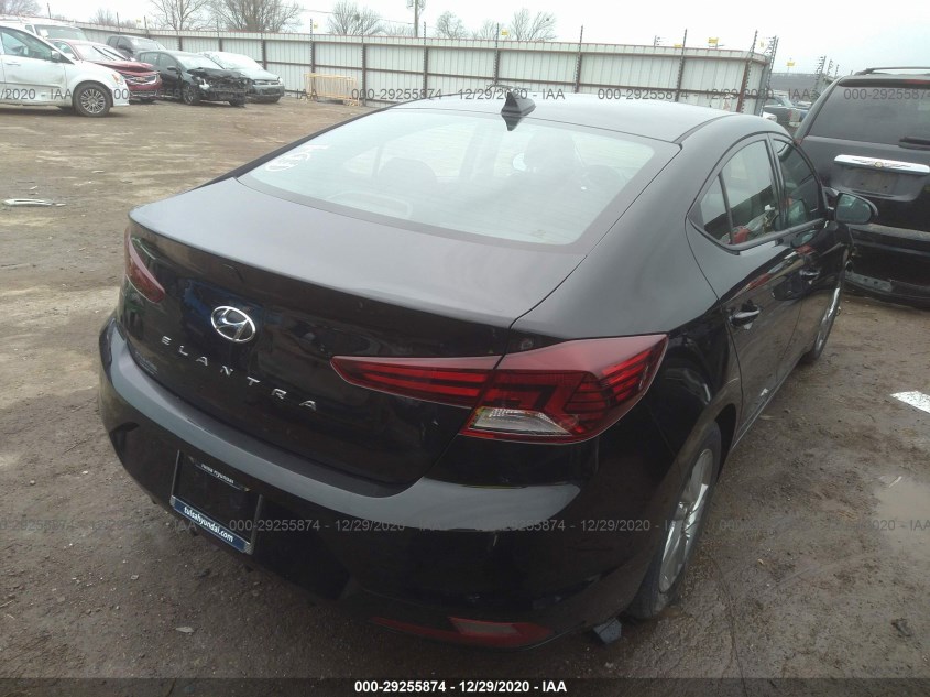 HYUNDAI ELANTRA 5NPD84LF2KH414453