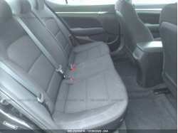 HYUNDAI ELANTRA 5NPD84LF2KH414453