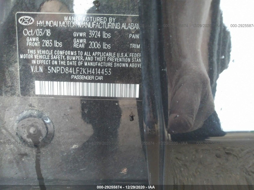 HYUNDAI ELANTRA 5NPD84LF2KH414453