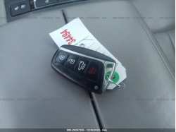 HYUNDAI GENESIS KMHGN4JE2FU087821