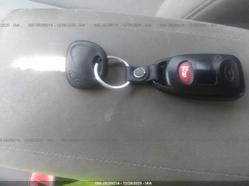 HYUNDAI ELANTRA KMHDU4AD1AU037692