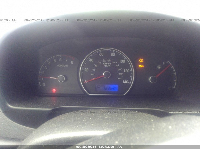 HYUNDAI ELANTRA KMHDU4AD1AU037692