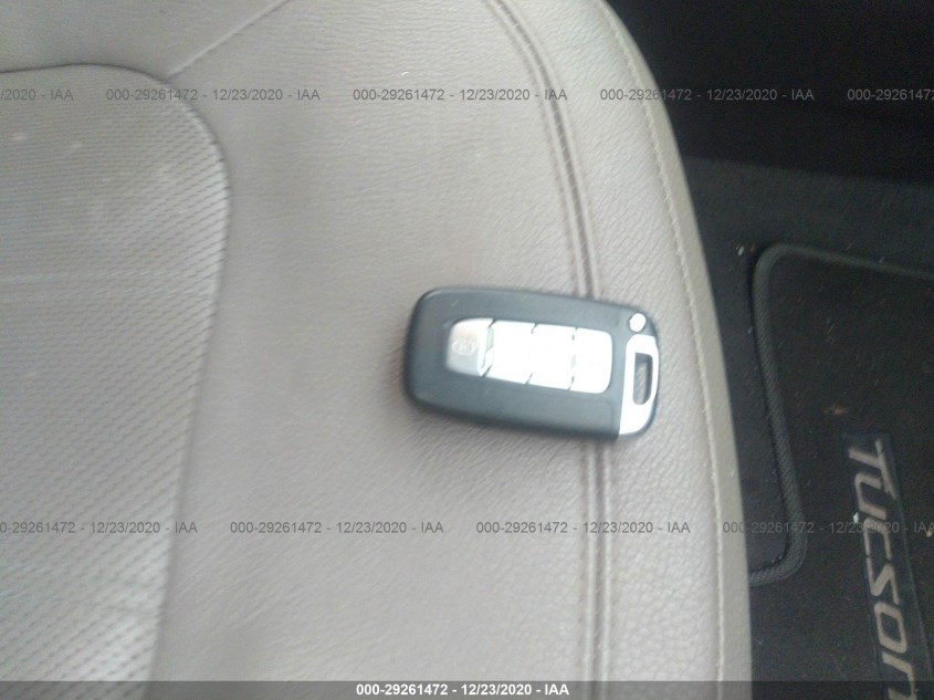 HYUNDAI TUCSON KM8JUCAC3DU710832