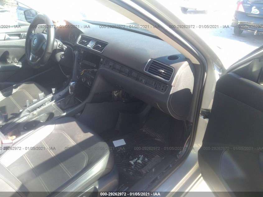 VOLKSWAGEN PASSAT 1VWAT7A36EC025906