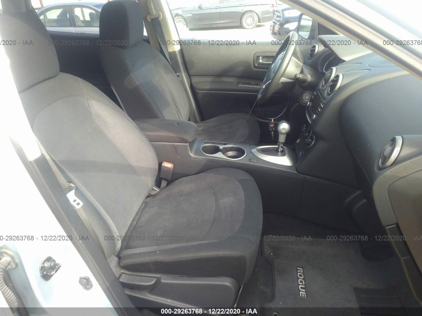 NISSAN ROGUE JN8AS5MT3DW017902