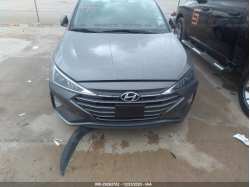 HYUNDAI ELANTRA 5NPD74LF3KH496681