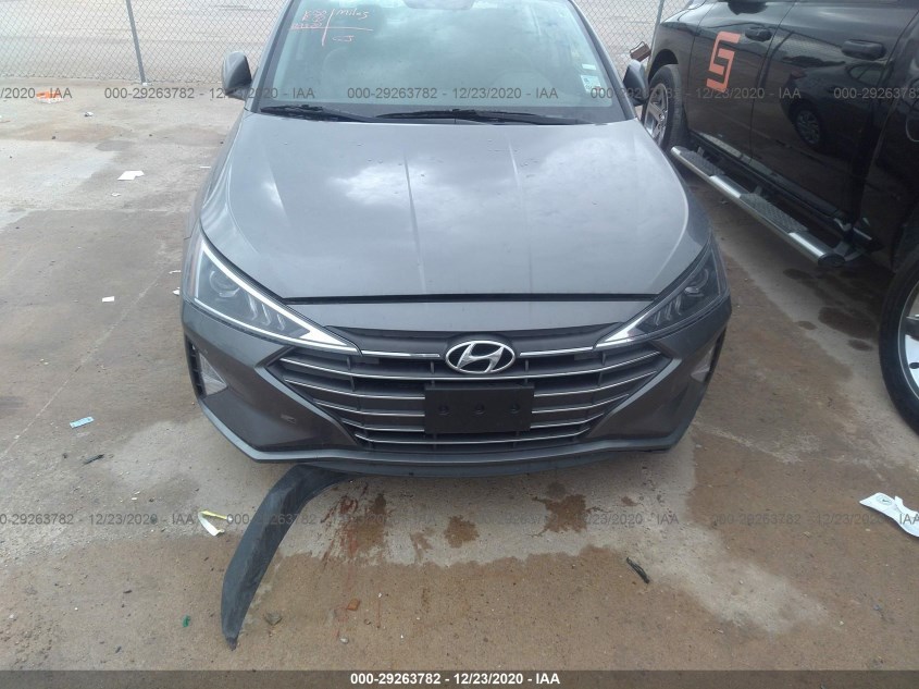 HYUNDAI ELANTRA 5NPD74LF3KH496681